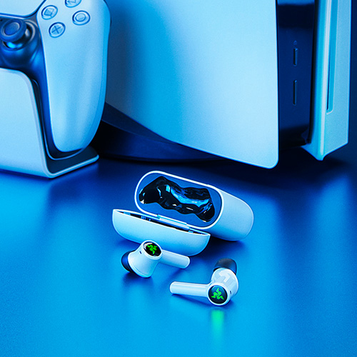 Razer Hammerhead HyperSpeed Wireless Multi-Platform Gaming Earbuds for PS5 - Overview