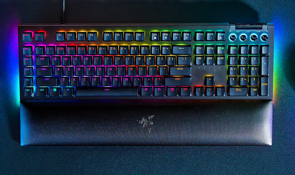 Razer Blackwidow V4 Mechanical Gaming Keyboard - Linear Yellow Switches