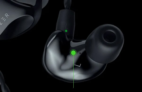 Razer Moray Ergonomic In-Ear Monitor (IEM) Earphones