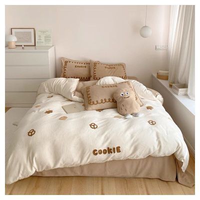 High GSM Milk Velvet Set in 4 Cookie Complimentary Matching Cushion